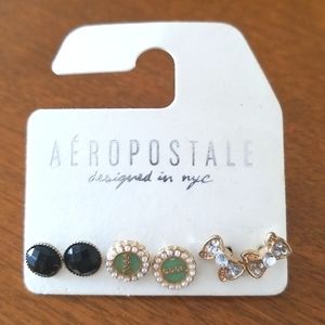 Aeropostale Stud Earrings Set